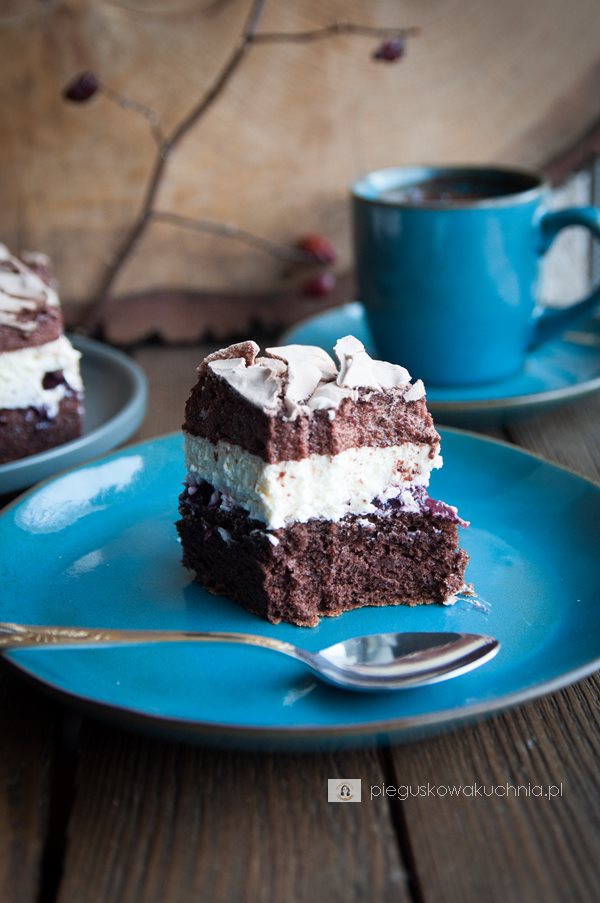 ciasto czekoladowe z bezą